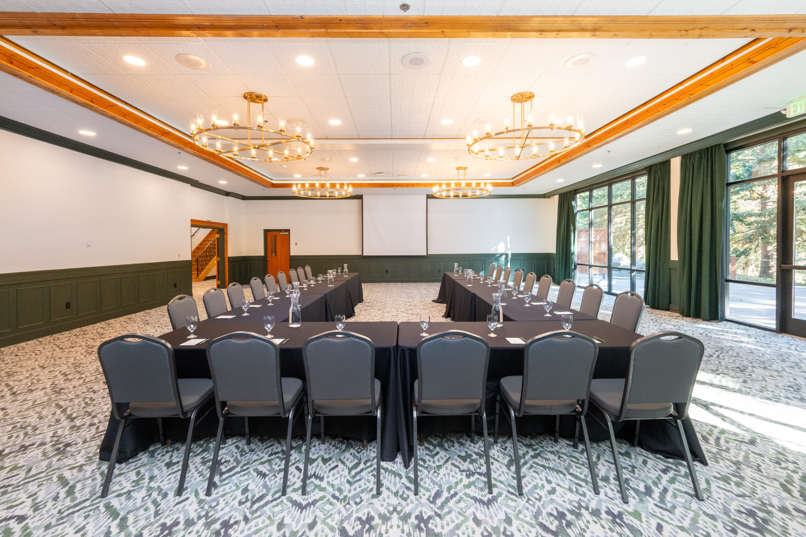 Conference Room set in a u-Shapre